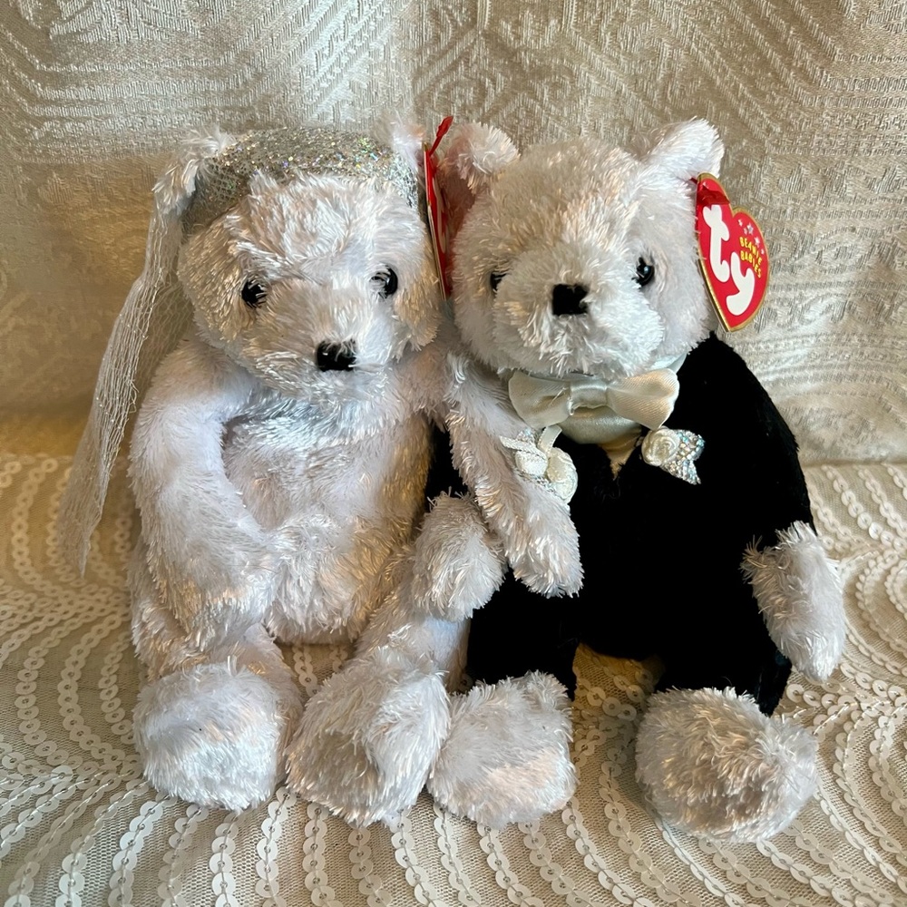 Ty Beanie Baby Bride and Groom Bear Plush Set Vintage 2002 Mint Condition